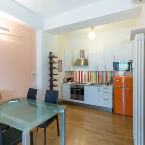 Navigli 6 Deluxe Apartamento